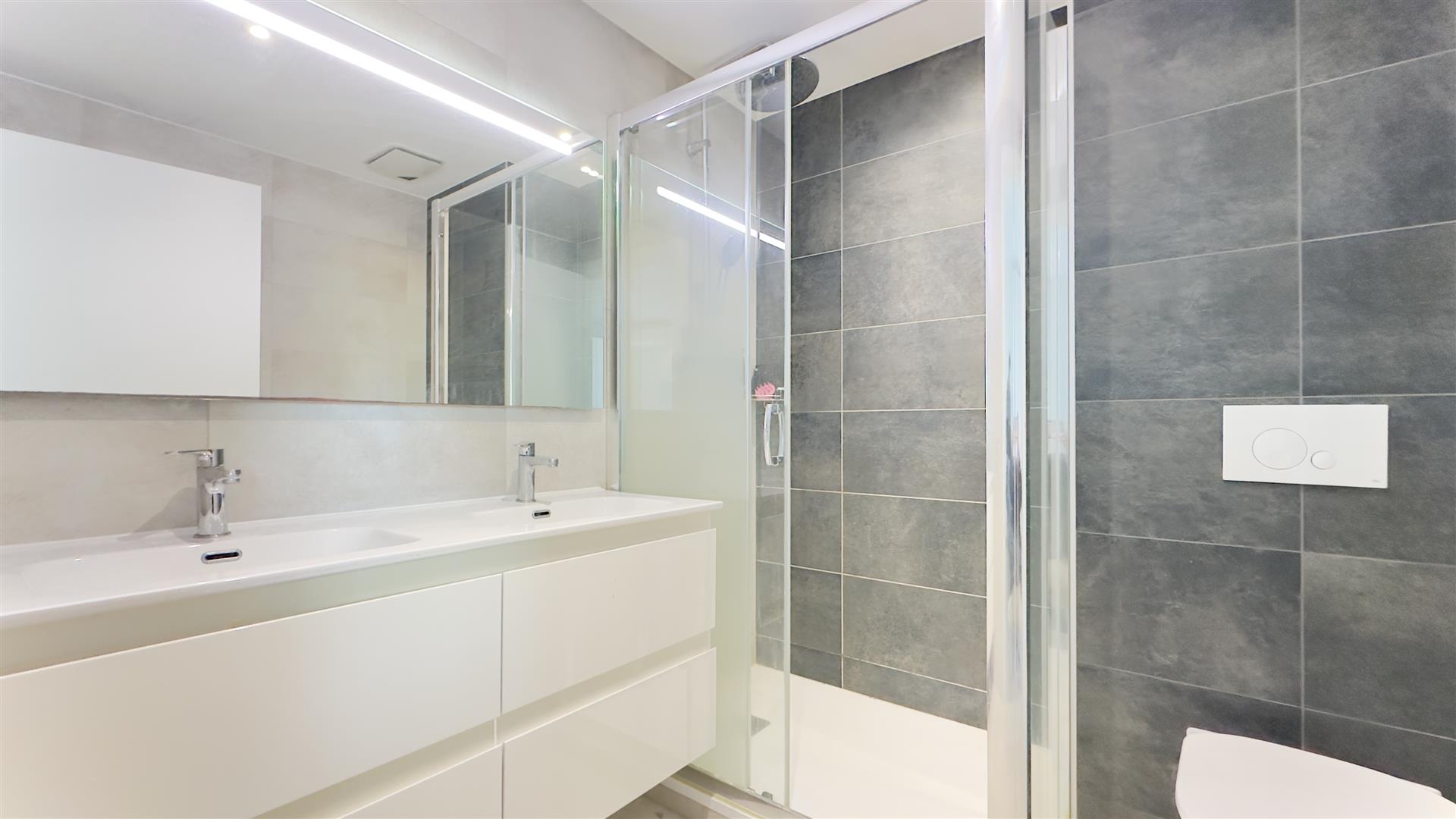 Image of Apartment - 1 Bathrooms for Sale in E1-Gibraltar, Image 5